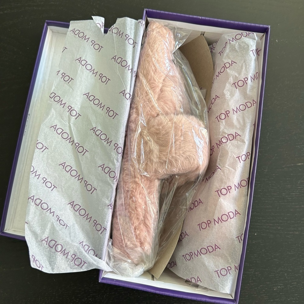 TOP Moda pink faux fur slipper slide - Picture 3 of 5
